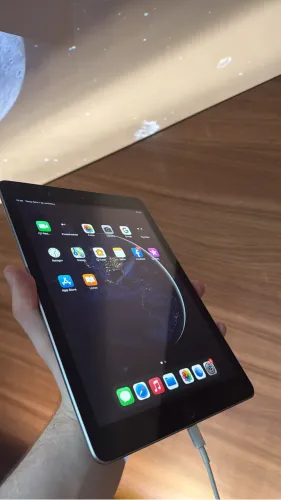 Ipad 5a Geração Impecável ZERO Detalhes. 40% OFF