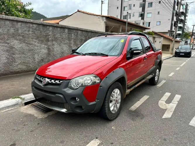 Fiat Strada Adventure1.8/ 1.8 Locker Flex CD 2013