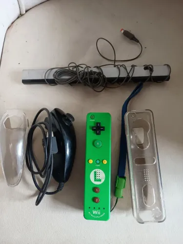 Controle Nintendo wii Edição Luigi