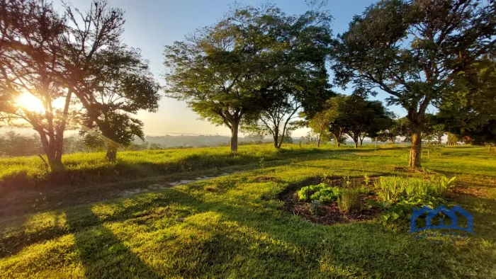 Sitio/Fazenda à Venda, 8 alqueires por R$ 2.200.000 Cód. ch2410