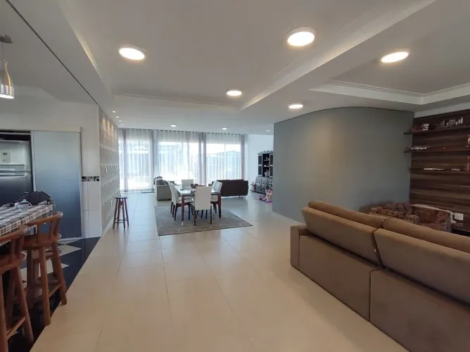 Casa 4 dormitórios à venda, 315 m² por R$ 1.500.000 - Condomínio Saint Charbel - Araçoiaba