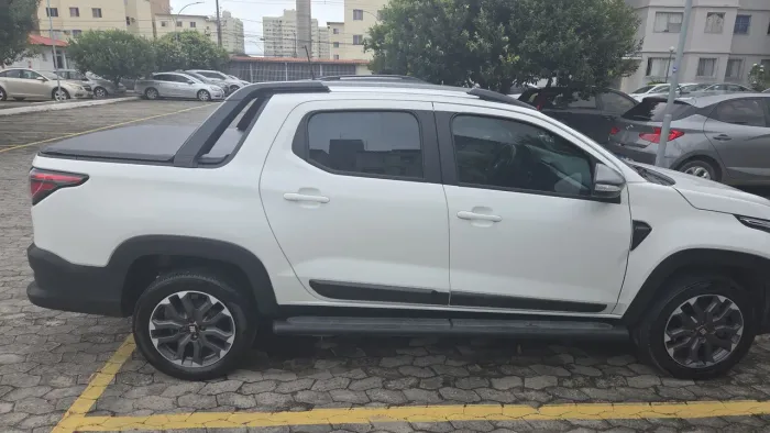 Fiat Strada Ultra 1.0 Flex Turbo CD Aut. 2024