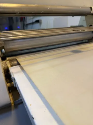 Laminadora de massa folhada