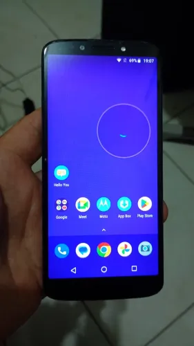 Celular moto E5 32 gigas bateria e entrada carregador bom