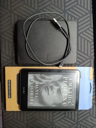 Kindle Paperwhite (12ª Geração)