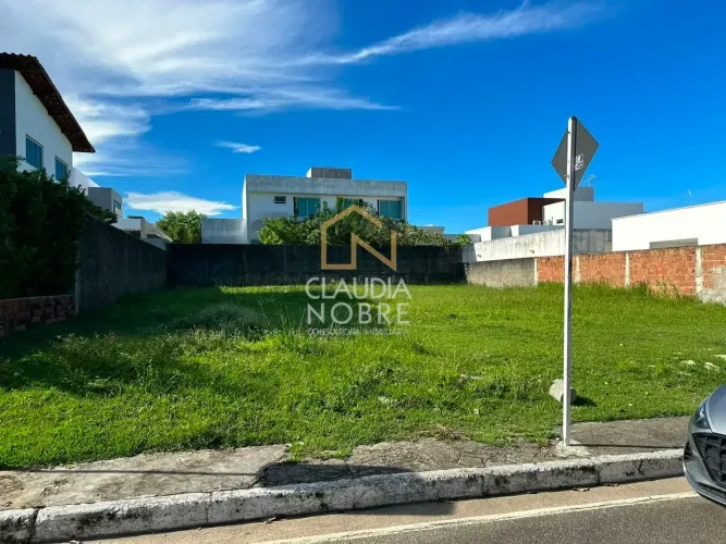 Imóvel para venda possui 450 metros quadrados em Serraria - Maceió - AL