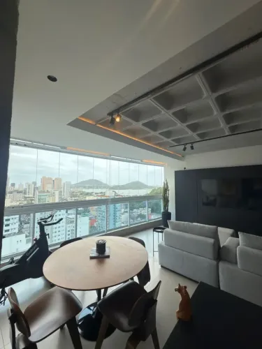 Apartamento mobiliado para locação | 70 m² | Andar alto | Vista privilegiada | Bento Ferre
