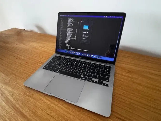 Macbook Air M1 256GB 16G - Bateria 85% 389 Ciclos - Usado