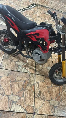 Moto pequena_crianças_minimoto_diversão...