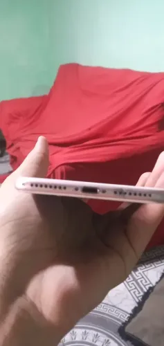 IPhone 7 Plus wi-fi dele não pega o botão dele embaixo não tá pegando