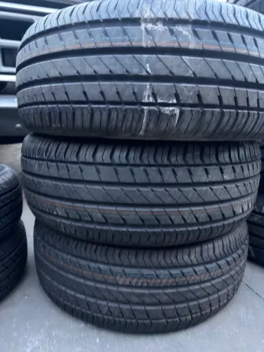 Pneus 225/50/18 novos