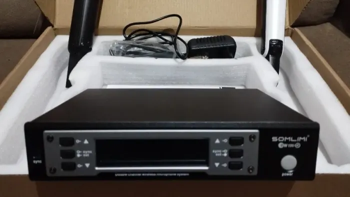 Vende se microfone sennheiser novo moro em Caruaru contato 81 9  * ZAP 