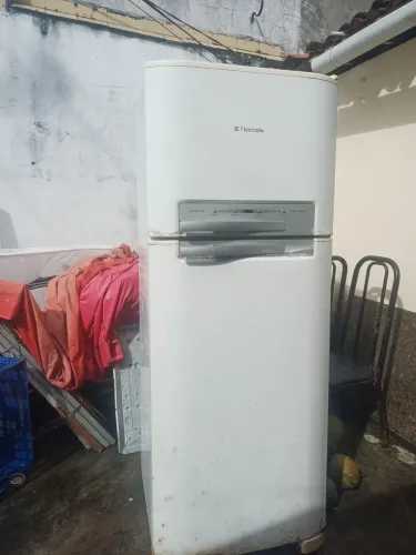 Geladeira Electrolux Frosfree