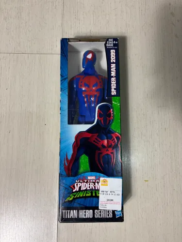 Boneco Spider man 2099 marvel hasbro 30cm titan hero series