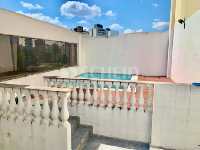 Cobertura à Venda na Vila Andrade com 4 quartos sendo 3 suítes!