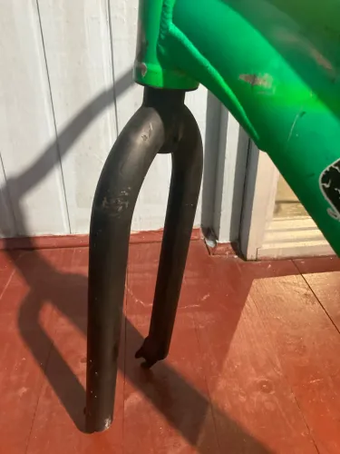 Vendo ou troco peças de bike