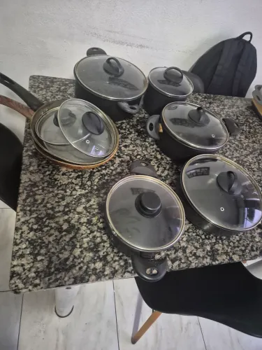 Panelas com tampas