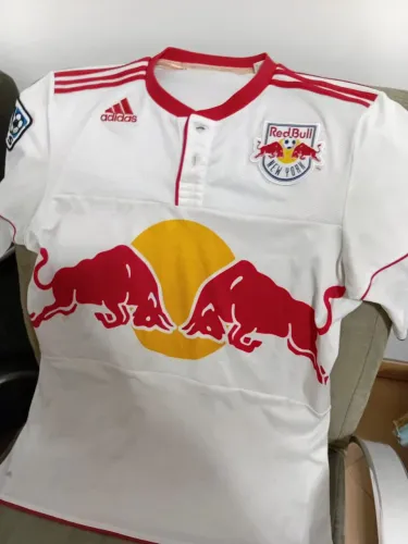 camisa Red bull new york G usada avarias 