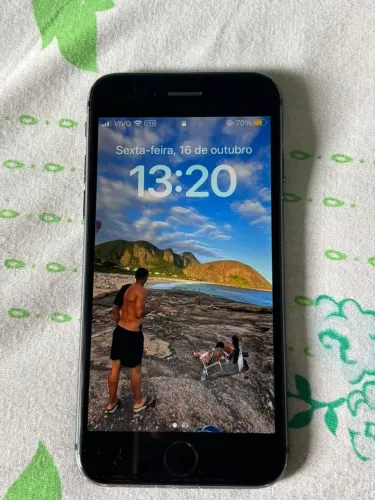 Vendo iPhone 8 SE em Exelente Estado
