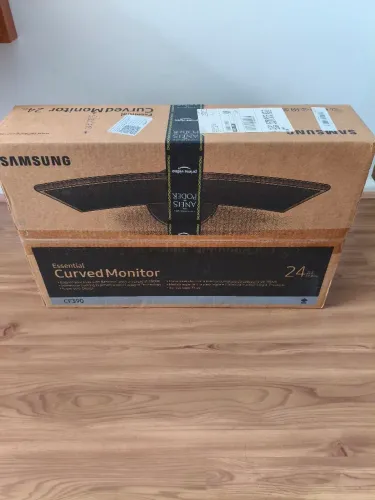 Monitor Samsung CF390 de 24 polegadas curvo Full HD