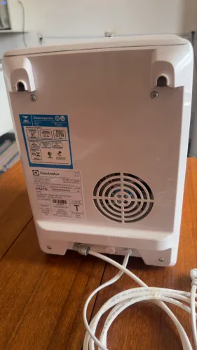 Purificador de água Electrolux - Seminovo