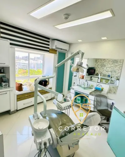 Duas Salas Comerciais Conjugadas 44m² no Centro Médico Odontológico - Bairro São José. Ca