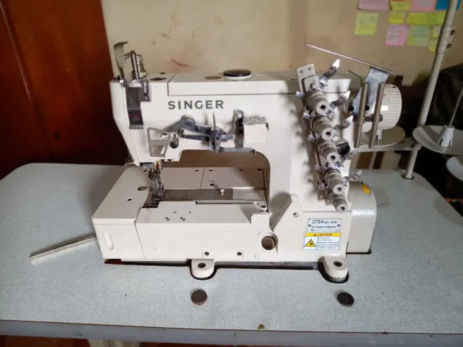 maquina de costura galoneira 