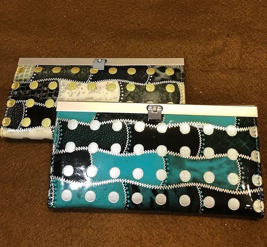 Carteiras semi-novas