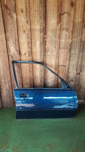 Porta dianteira direita monza 95