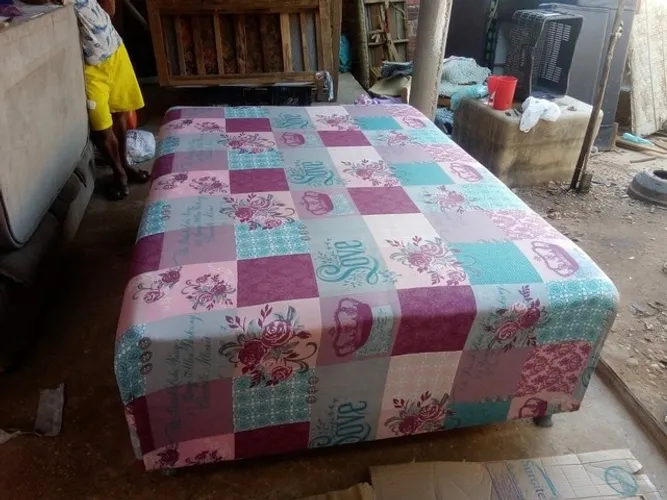 Cama box