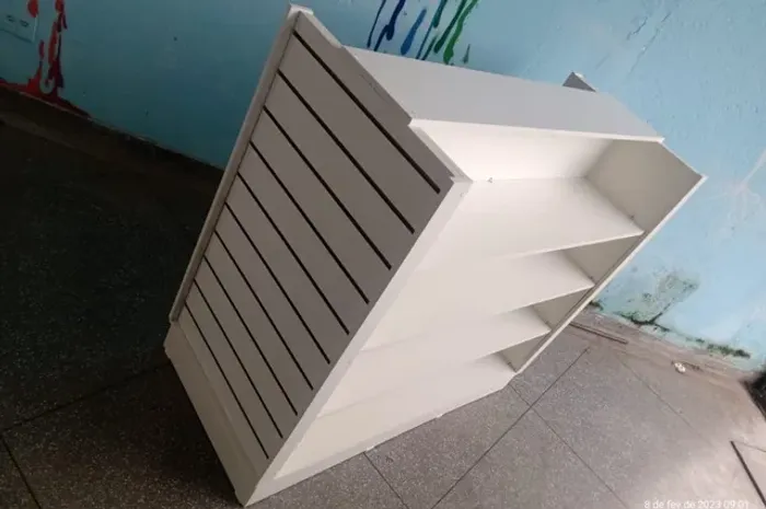 GÔNDOLA CANALETADA MDF 