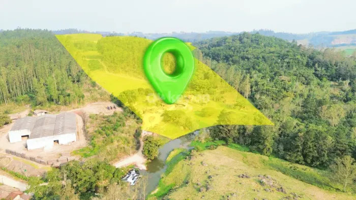 Sítio à Venda com Várias Benfeitorias Treze de Maio/SC