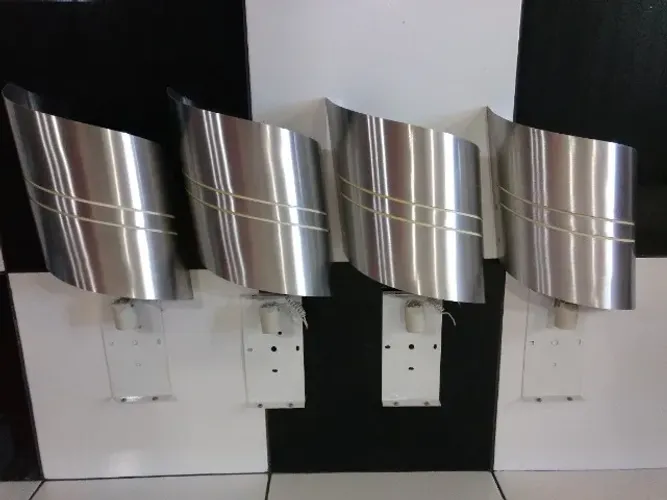 Luminária em Alumínio luz indireta led