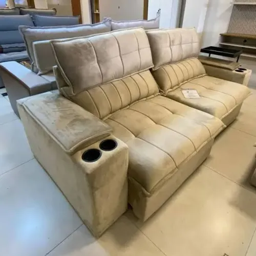 Sofá Retrátil e Reclinável Detetiv