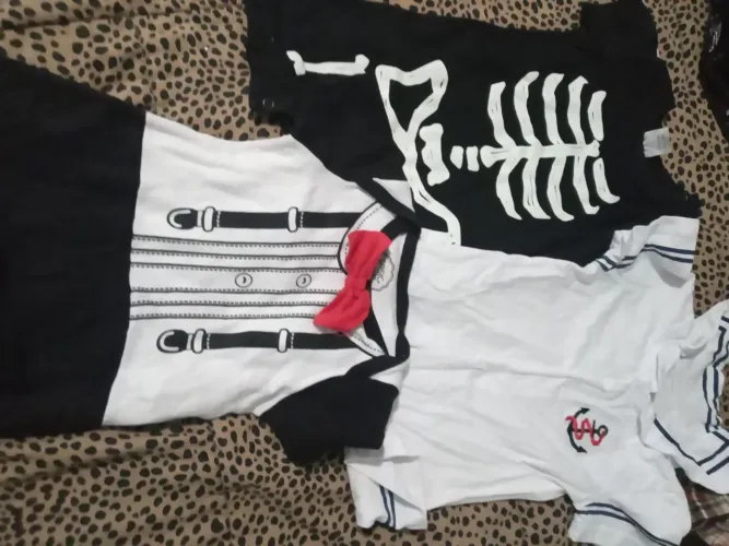 Lote Roupas infantis fantasia