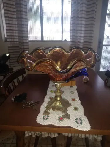 Centro de mesa/ fruteira em carnival Glass