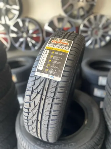 Pneu 175/70R14 Crystone Remold VIPAL