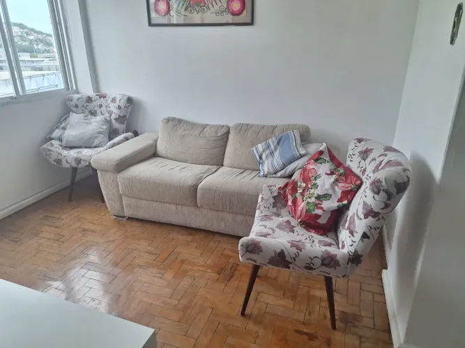 Apartamento 2 dormórios mobiliado dirt proprietário anual , temporada..