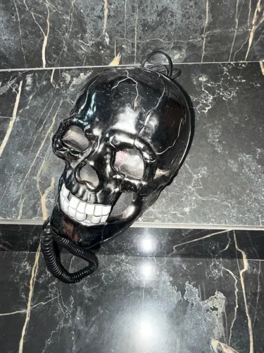 Telefone Fixo Formato Caveira Cromado