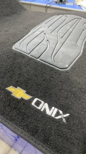 Tapete de carpete Onix - Preto