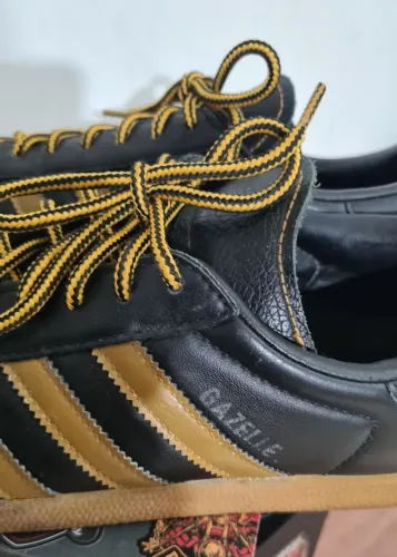 Tênis adidas gazelle 40