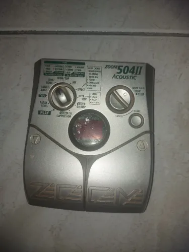 Zoom 504III Acoustic - Multi-Efeitos Baixei o $ 