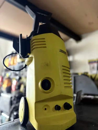 Lavadora de Alta pressão Karcher 398 (Indução)- Semi-nova