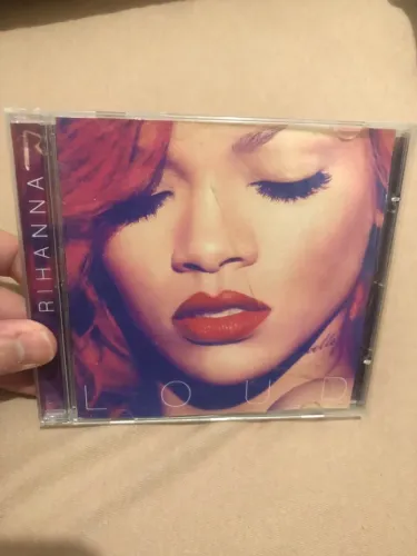 Cd Loud Rihanna