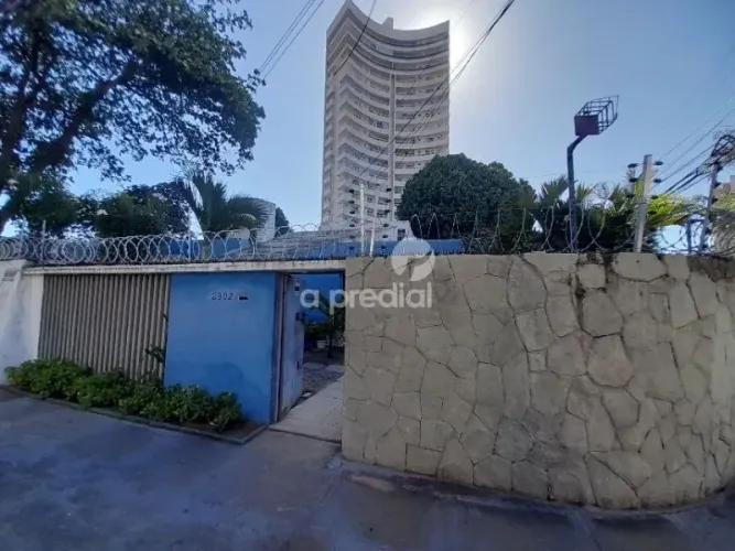 Locação de Casas / Padrão na cidade de Fortaleza