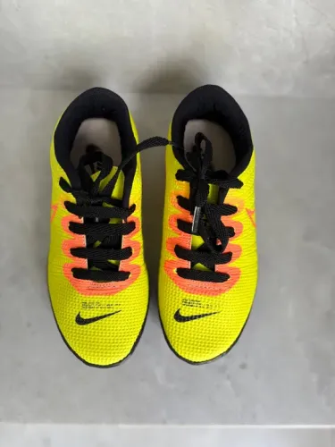 Vendo chuteira Nike TAM 29/30
