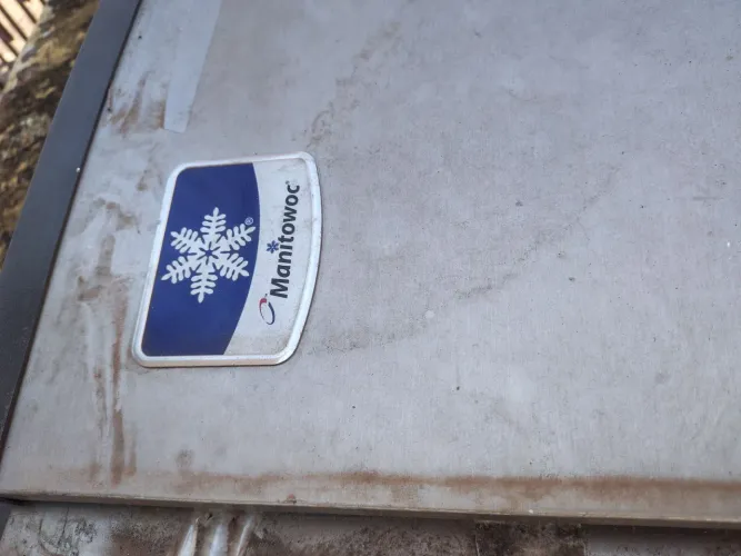 Vende se peças de Máquina de Gelo