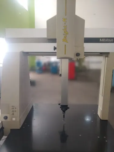 CMM (MAQUINA TRIDIMENSIONAL)