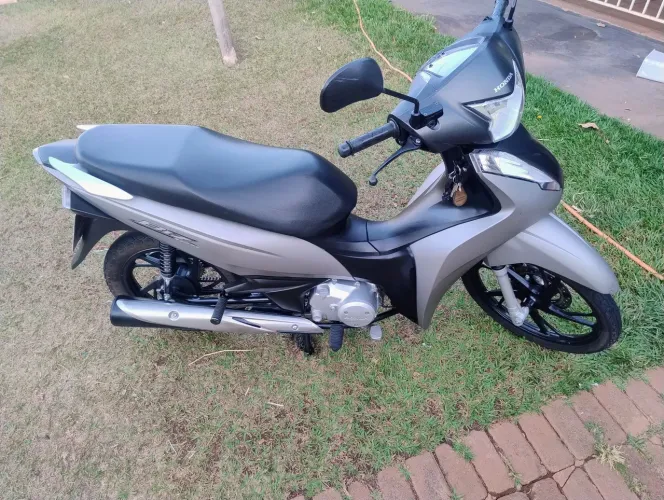 ? Honda Biz 2024 - Impecável, Revisões em Dia, Pronta para Rodar! ?