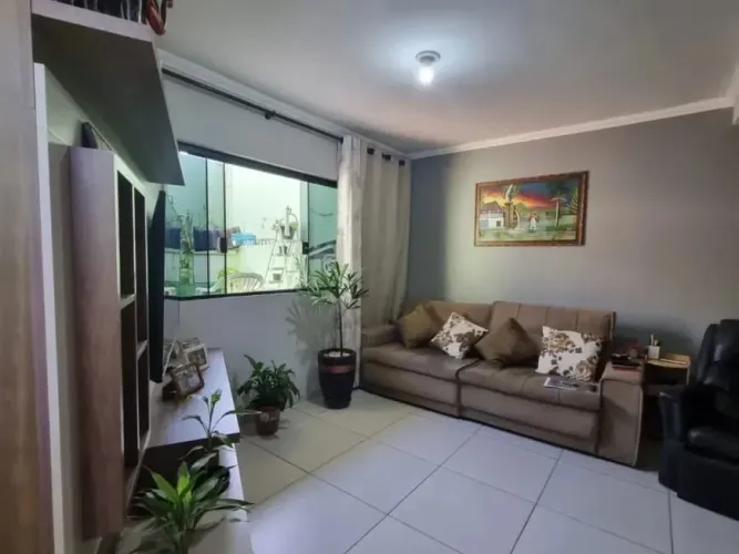 NI15 - Casa disponível na Ilha Amarela